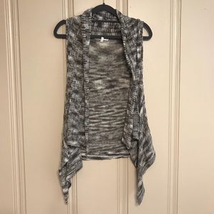 Papaya Grayish Sleeveless Cardigan